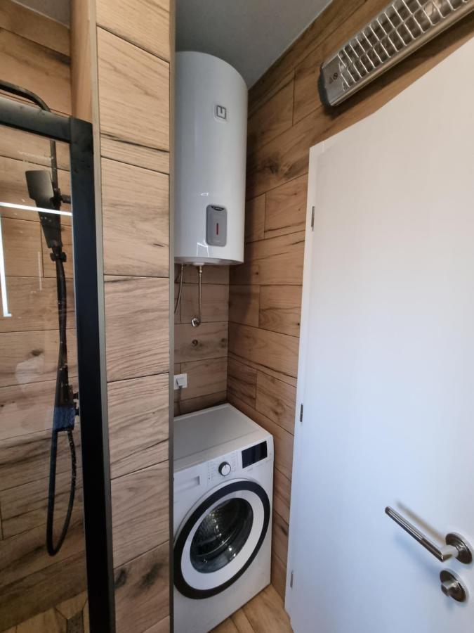 Lovre Apartman Zára